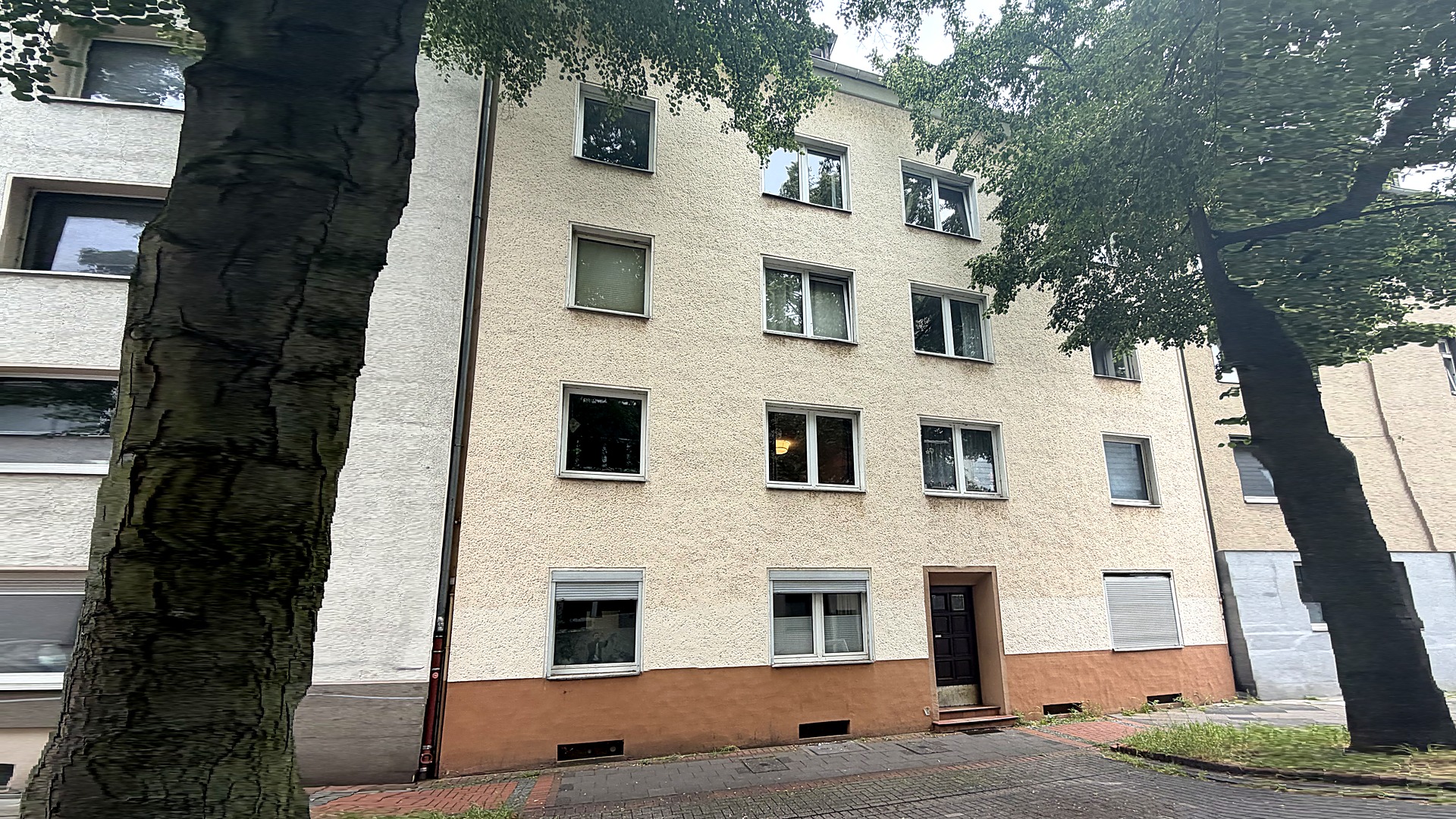 FRENKEN® Holding erwirbt Mehrfamilienhaus in Düsseldorf-Oberbilk